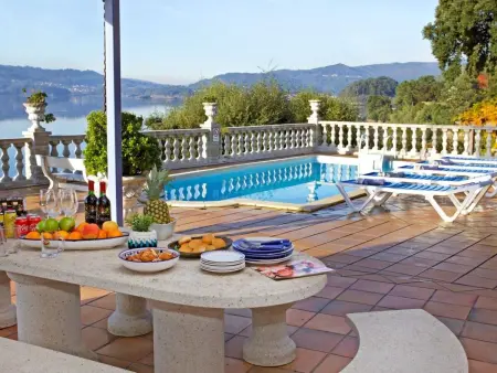 Tolle Villa oberhalb der Bucht Ria de Vigo, Maison 8 personnes à Pontevedra - Photo 77