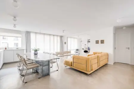 AY-39-FARGEAU-M, Appartement moderne 1 chambre/2 salles de bain avec balcon – Ménilmontant - Photo 1