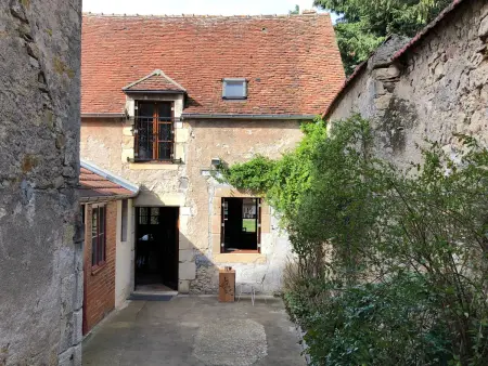 Gîte confortable au centre-ville - 8 pers., Gite 6 personnes à Saint Amand Montrond - Photo 2