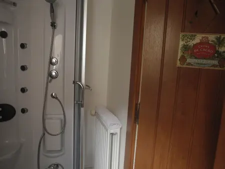 Gîte confortable au centre-ville - 8 pers., Gite 6 personnes à Saint Amand Montrond - Photo 9