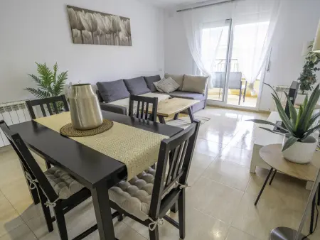 Appartement cosy proche plage avec Wi-Fi, Appartement 3 personnes à Pineda de Mar - Photo 1