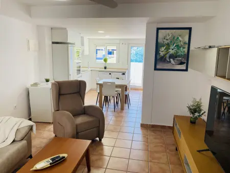 Duplex charmant à Oliva avec vue sur jardin et piscine collective - Photo 7