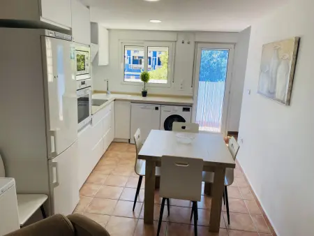 Duplex charmant à Oliva avec vue sur jardin et piscine collective - Photo 8