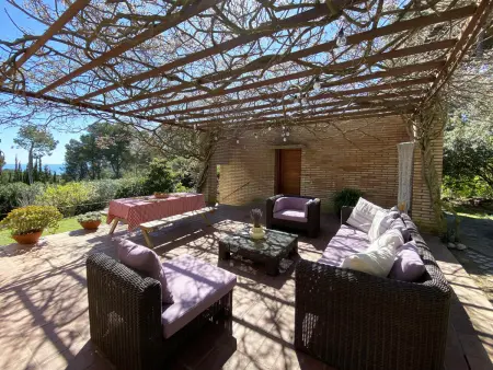 Villa moderne avec piscine privée, vue campagne - Photo 10