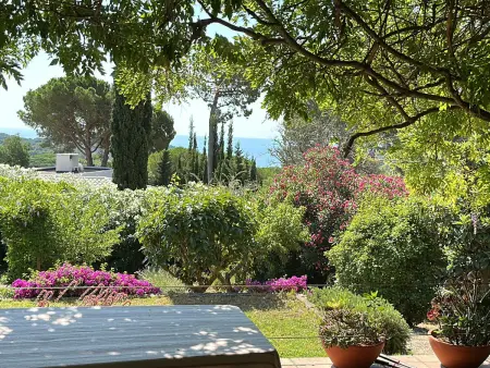 Villa moderne avec piscine privée, vue campagne - Photo 25