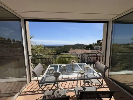 Appartement vue mer époustouflante - 4 pers., Appartement 4 personnes à Saint Cyr sur Mer - Photo 3