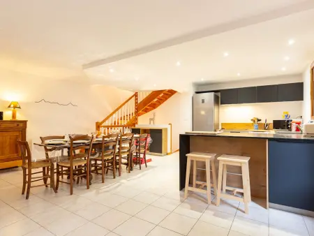 Maison spacieuse, jardin, vue montagne - 10 pers. - Photo 8