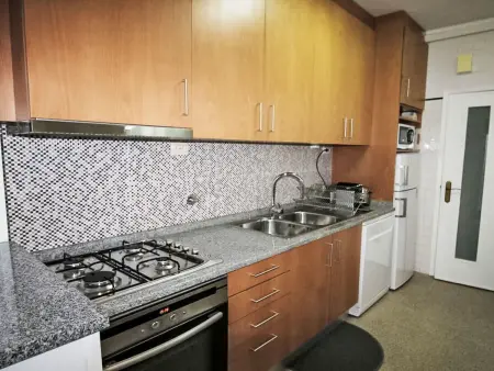 Aveiro Apartment with Patio, Appartement 6 personnes à Aveiro - Photo 20