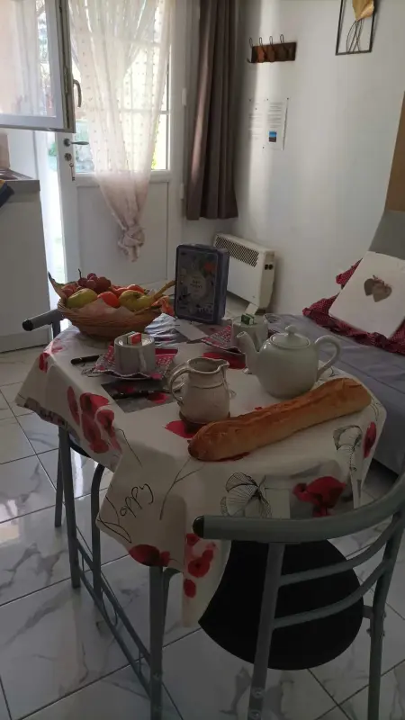 Studio cosy à Robion de 20 m² avec piscine privée - Photo 14