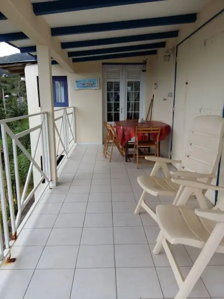Maison conviviale avec vue à Saint-Claude, 36 m², terrasse - Photo 3