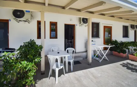 Bungalow bilocale 1, Maison 3 personnes à Torino di Sangro - Photo 1
