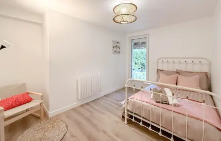 Grande maison avec Jacuzzi, Maison 15 personnes à Mandres les Roses - Photo 8