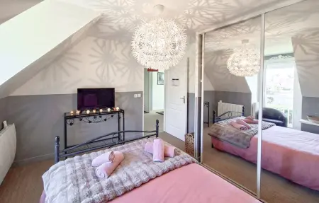 Grande maison avec Jacuzzi, Maison 15 personnes à Mandres les Roses - Photo 9