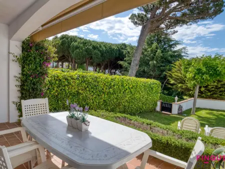 Appartement RDC proche plage à S'Agaró avec piscine et jardin - Photo 5