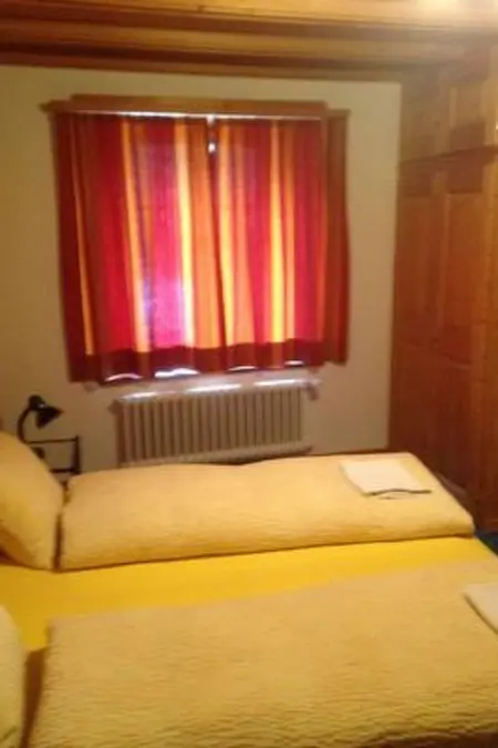 Ferienwohnungen Chasa Valär, (Scuol), Appartement 5 personnes à Scuol - Photo 3
