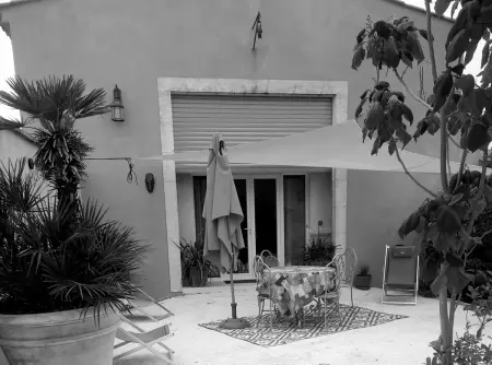 Charmant studio avec piscine partagée à Cabrières-d'Avignon - Photo 19