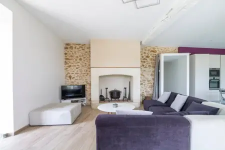 Gite LA FOURMANCE, Villa de campagne à Fouleix avec piscine et jardin - Photo 13