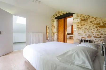 Gite LA FOURMANCE, Villa de campagne à Fouleix avec piscine et jardin - Photo 18