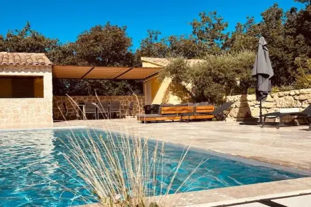 Mas Canopée, Villa pittoresque avec piscine - Photo 9