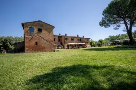 La Grotta di Montecchino App Uva, Agriturismo Siena avec piscine - Photo 7