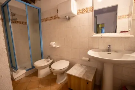 La Grotta di Montecchino App Uva, Agriturismo Siena avec piscine - Photo 20