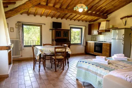 La Grotta di Montecchino App Grano, Agriturismo Siena avec piscine - Photo 3
