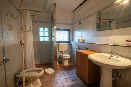 La Grotta di Montecchino App Susino, Agriturismo Siena avec piscine - Photo 13