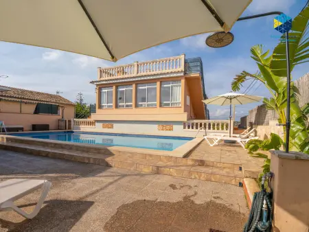 Spacieuse villa avec piscine privée et court de tennis pour 11 personnes - Photo 3