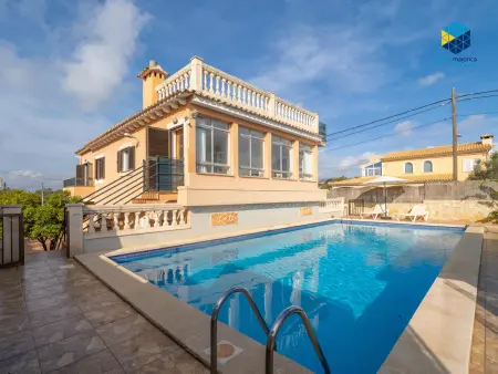 Spacieuse villa avec piscine privée et court de tennis pour 11 personnes - Photo 6