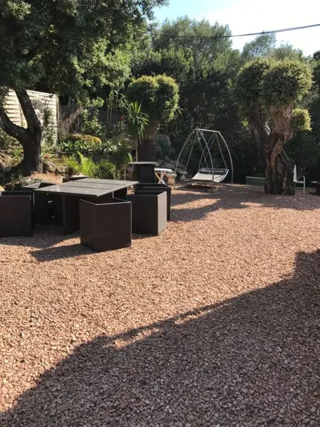 Spacieuse maison à Lecci avec jardin et aire de jeux - Photo 17