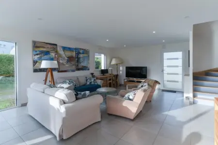 TY KREIZH, Maison neuve avec piscine près de la plage - Photo 2