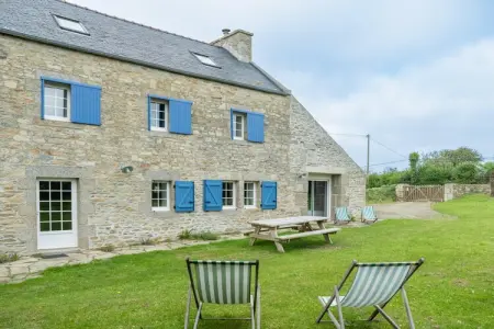 KERDIBIS, Maison de vacances avec jardin près de la plage de Lampaul - Photo 7