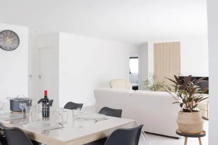 MENEZ BIAN, Maison confortable de plain-pied en bord de mer - Photo 9
