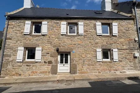 LE RUMORVAN, Maison côtière en pierre rénovée à Lanildut - Photo 2