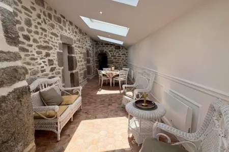 LE RUMORVAN, Maison côtière en pierre rénovée à Lanildut - Photo 9