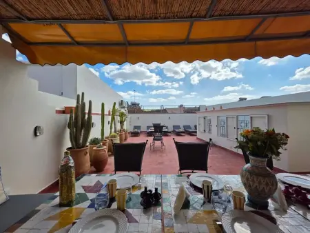 Charmante Maison de Vacances avec 4 Chambres à Marrakech - Photo 4
