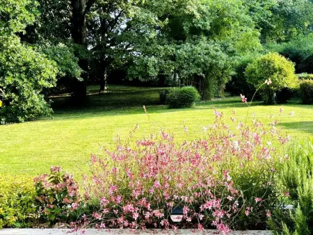 Spacieuse villa avec piscine privée à Chailly-en-Brie - Photo 2