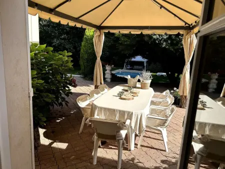 Spacieuse villa avec piscine privée à Chailly-en-Brie - Photo 83