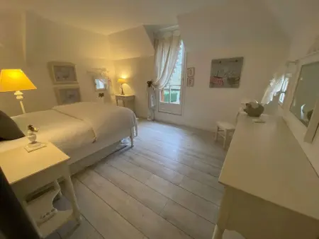Spacieuse villa avec piscine privée à Chailly-en-Brie - Photo 98