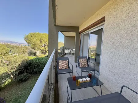 Appartement rÃ©novÃ© avec WiFi - 4 pers., Appartement 4 personnes à Villeneuve Loubet - Photo 2