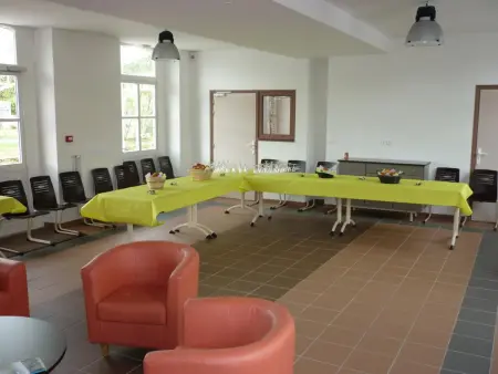 Grande maison, animaux admis - 16 pers., Gite 16 personnes à Ferrière la Grande - Photo 6