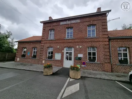 Grande maison, animaux admis - 16 pers., Gite 16 personnes à Ferrière la Grande - Photo 13