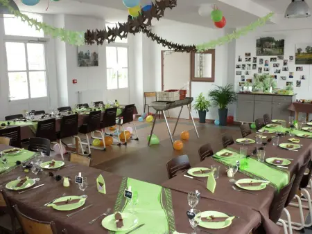 Grande maison, animaux admis - 16 pers., Gite 16 personnes à Ferrière la Grande - Photo 15
