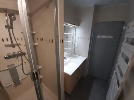 Charmant T2 en centre-ville - 2 pers., Appartement 2 personnes à La Roche Posay - Photo 7