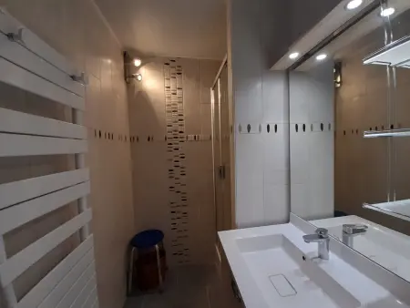 Charmant T2 en centre-ville - 2 pers., Appartement 2 personnes à La Roche Posay - Photo 8