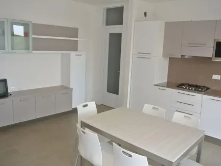 Gardenia2' Wohnung mit Schwimmbad, Appartement 6 personnes à Lignano Pineta - Photo 2