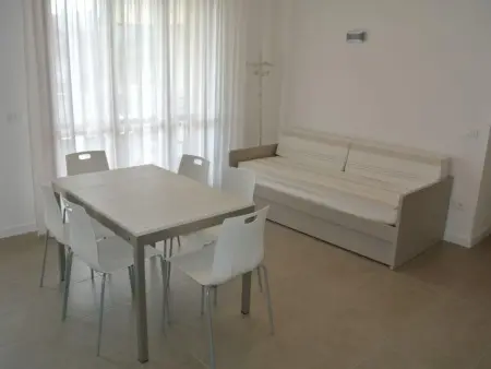 Gardenia2' Wohnung mit Schwimmbad, Appartement 6 personnes à Lignano Pineta - Photo 3