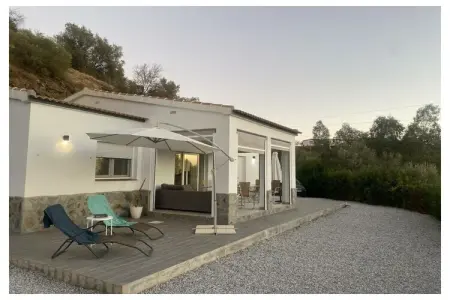 633089, Bungalow avec barbecue à Sayalonga - Photo 3