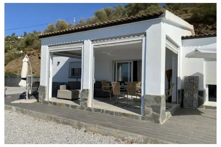 633089, Bungalow avec barbecue à Sayalonga - Photo 4