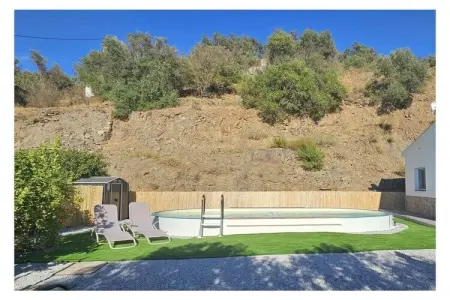 633089, Bungalow avec barbecue à Sayalonga - Photo 8